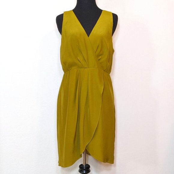 NWT! Alice & Trixie Faux Wrap Green Silk Dress - Picture 1 of 6
